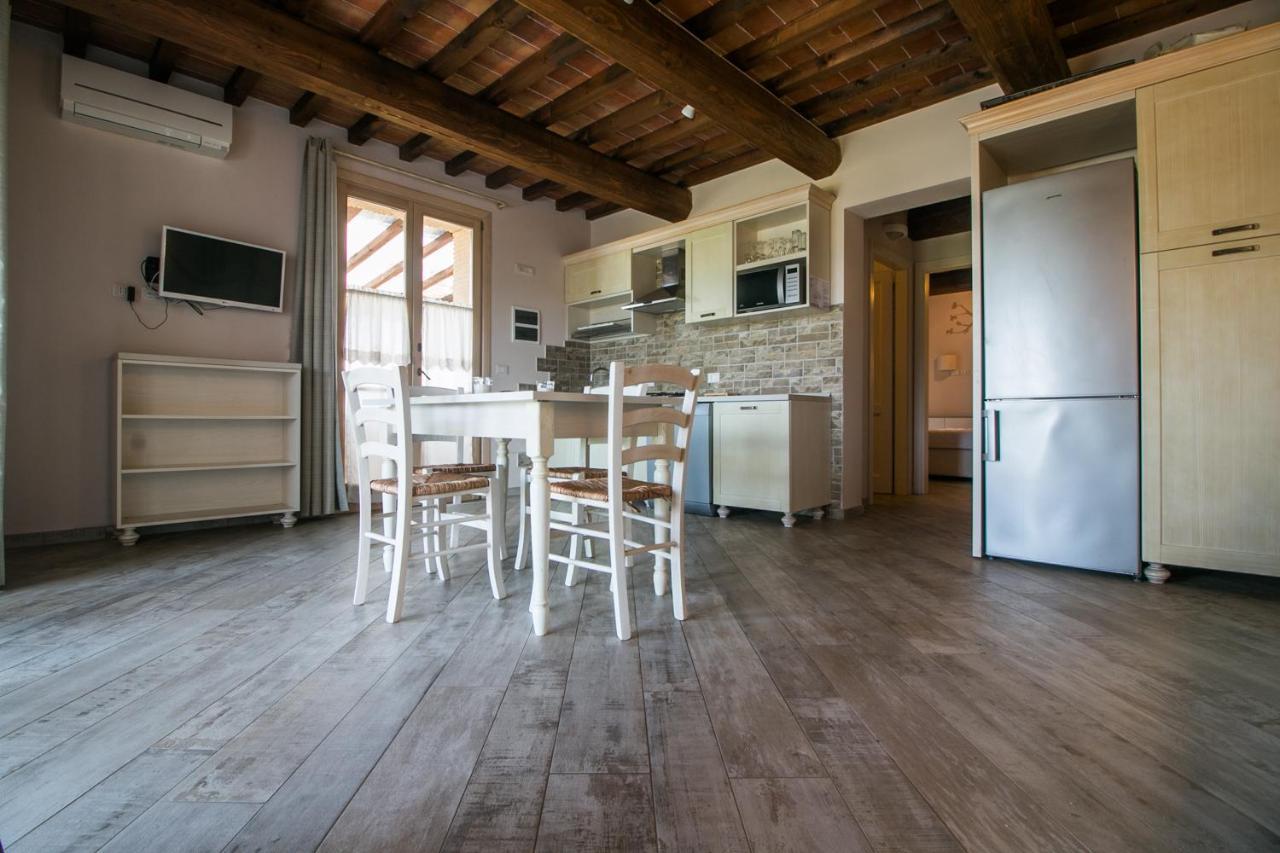 Aparthotel Fattoria Palazzeta - Pet & Family Friendly Cecina  Exterior foto