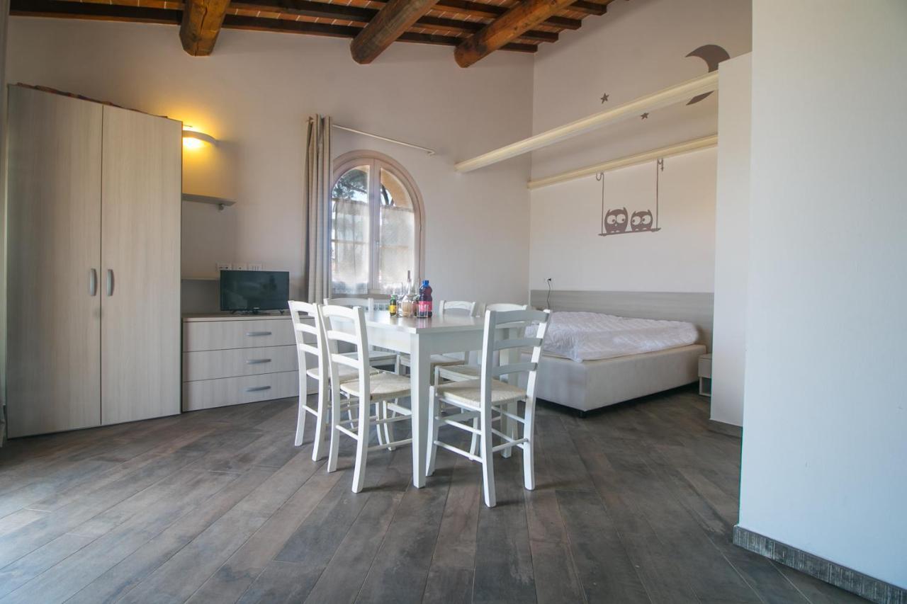 Aparthotel Fattoria Palazzeta - Pet & Family Friendly Cecina  Exterior foto