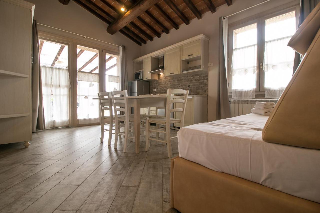 Aparthotel Fattoria Palazzeta - Pet & Family Friendly Cecina  Exterior foto
