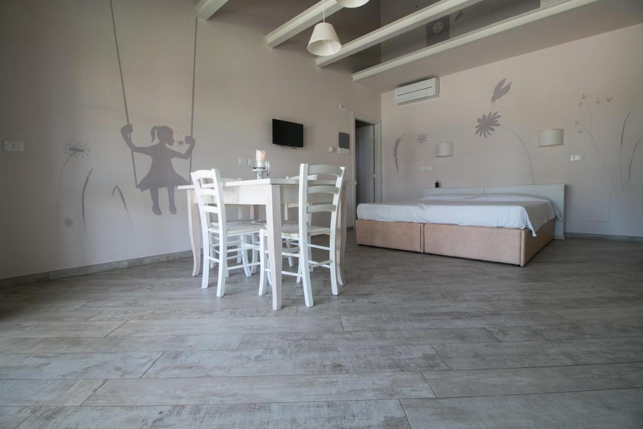 Aparthotel Fattoria Palazzeta - Pet & Family Friendly Cecina  Exterior foto