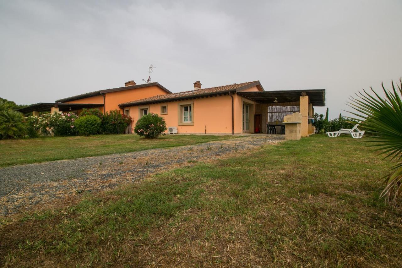 Aparthotel Fattoria Palazzeta - Pet & Family Friendly Cecina  Exterior foto