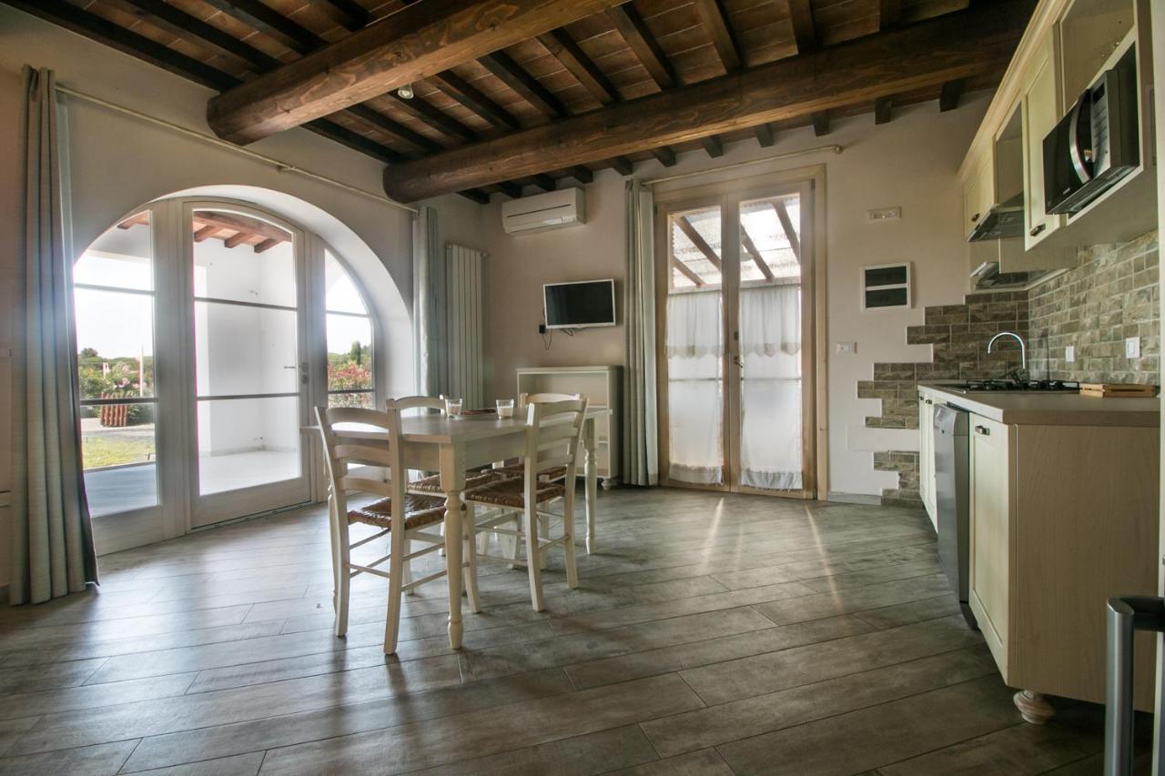 Aparthotel Fattoria Palazzeta - Pet & Family Friendly Cecina  Exterior foto